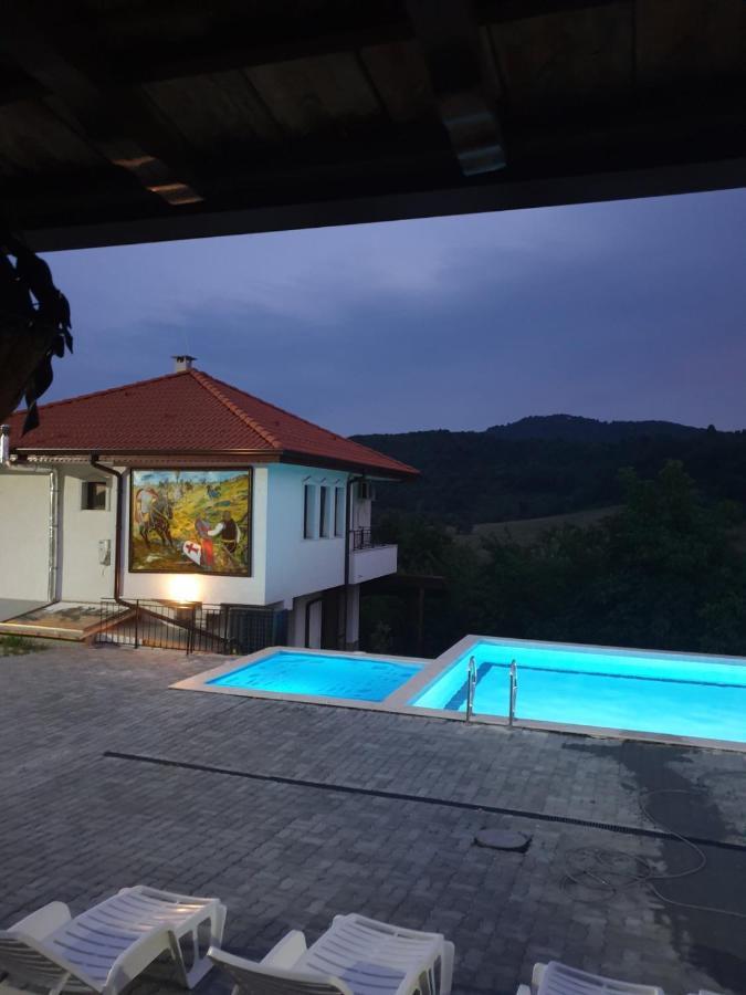 Бадевски Рай- Къща София Veliko Tărnovo Exteriör bild